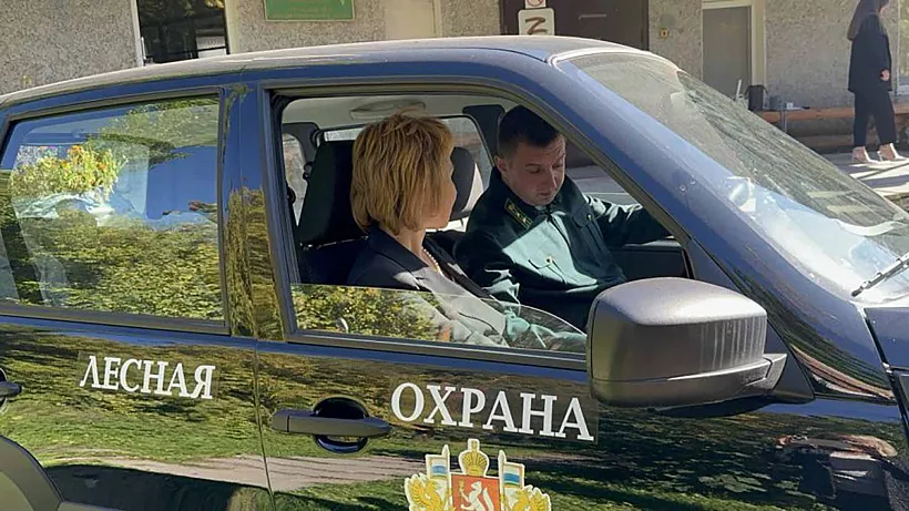 Лесничество поселка Сосьва Свердловской области получило новый автомобиль