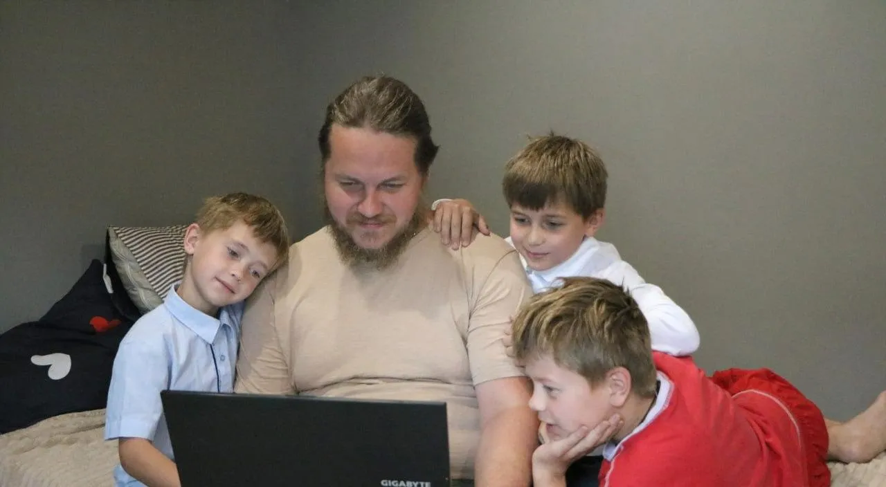  Администрация губернатора и правительства Новосибирской области