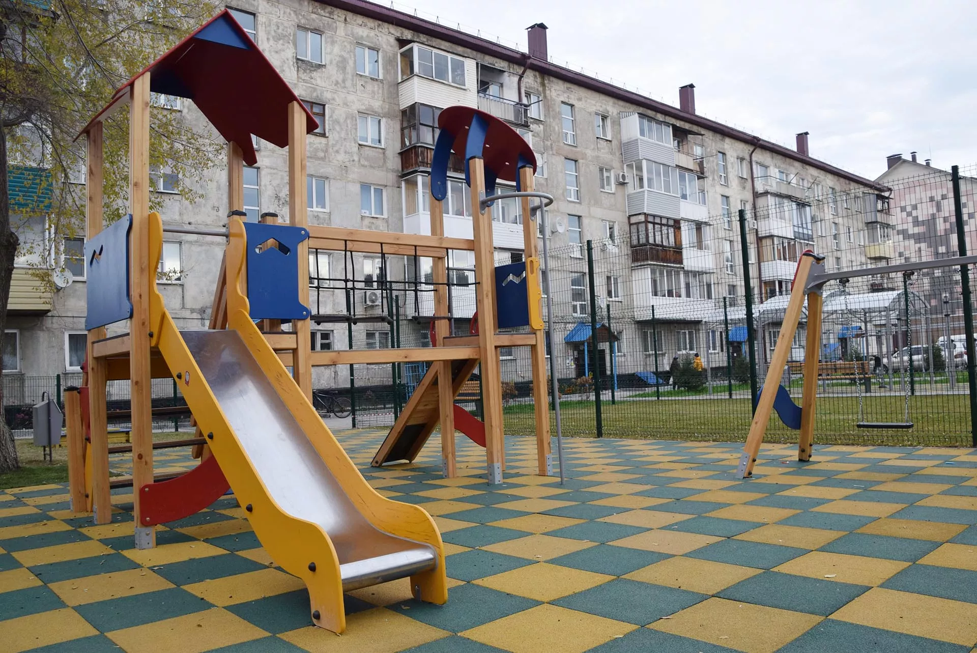 В&nbsp;Горно-Алтайске благоустроили дворовые территории