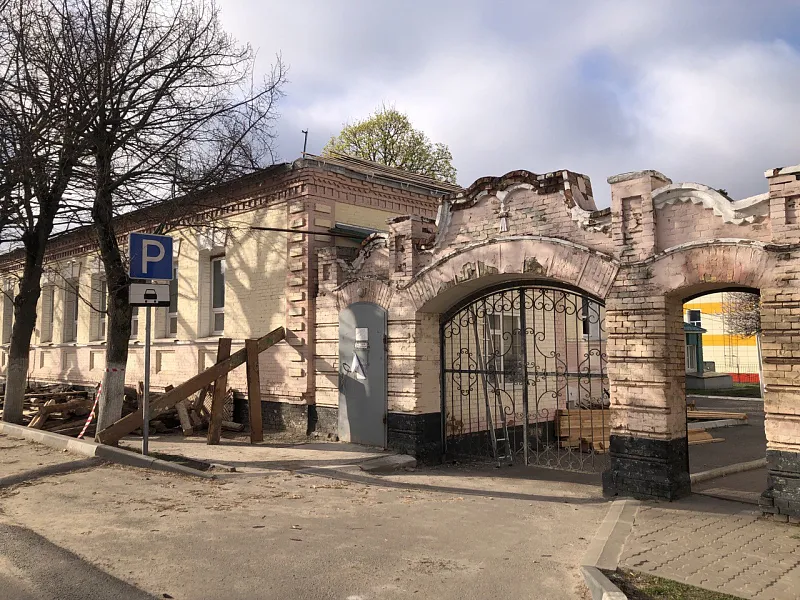 В&nbsp;белгородском городе Валуйки начался капремонт детской поликлиники