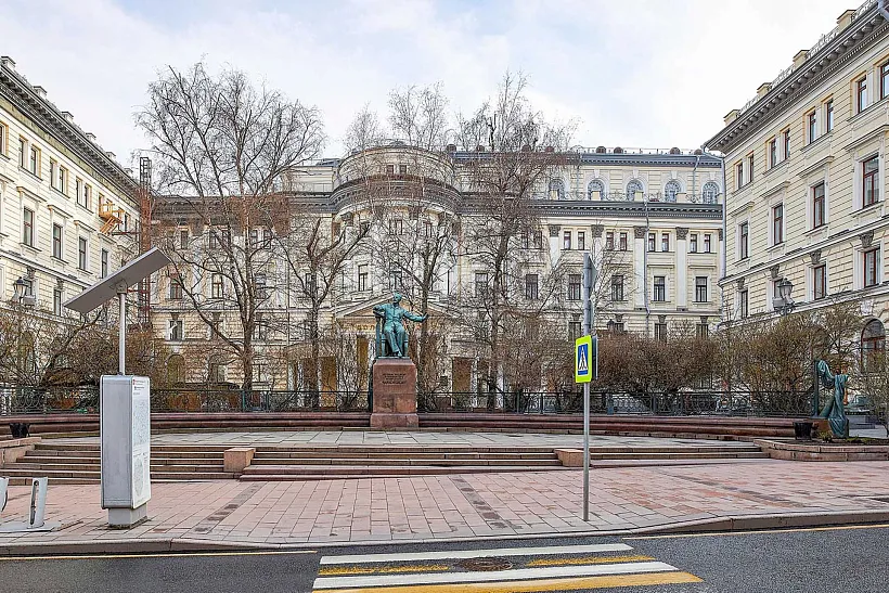 На&nbsp;портале Москвы появился маршрут к&nbsp;110-летию поэта Симонова