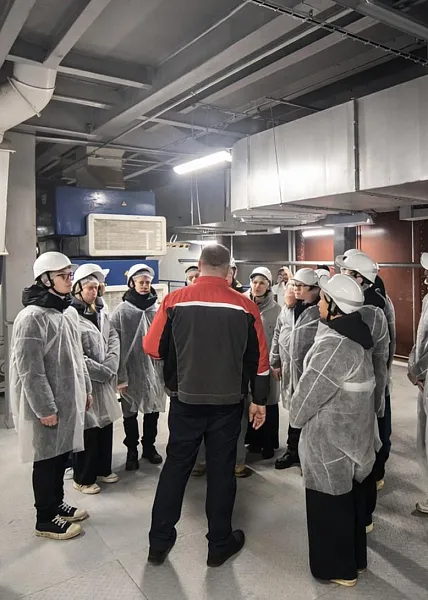 В&nbsp;Ленинградской области ученики агротехклассов посетили птицефабрику