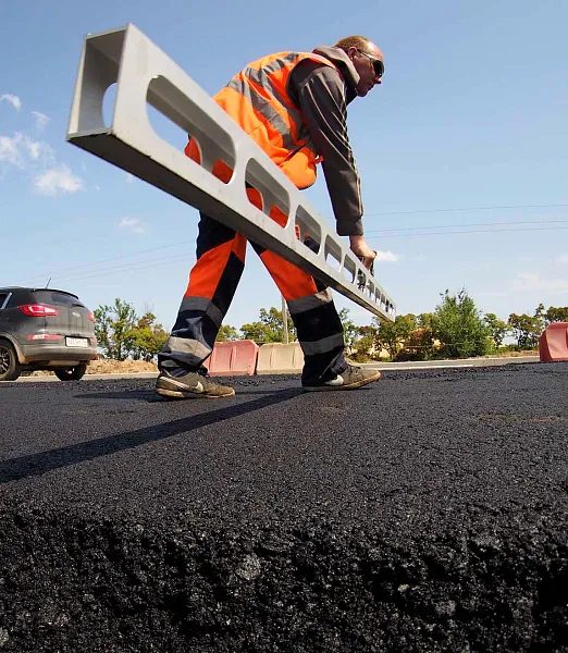 В&nbsp;Сургуте в&nbsp;2025&nbsp;году отремонтируют пять участков дорог