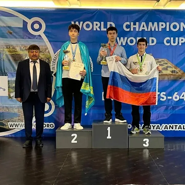 Житель Орска Оренбургской области стал лучшим игроком в&nbsp;шашки