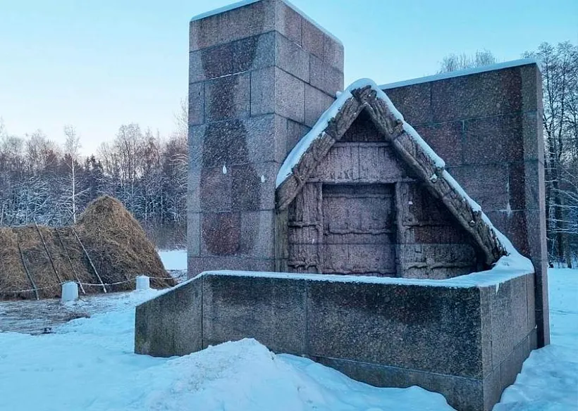 В&nbsp;Курортном районе Санкт-Петербурга восстановили макет шалаша Ленина