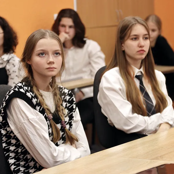 Петербургских школьников бесплатно обучат востребованным профессиям