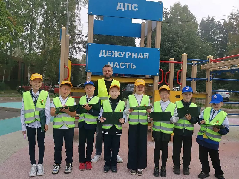В&nbsp;школах Санкт-Петербурга провели мастер-классы по&nbsp;безопасности на&nbsp;дорогах