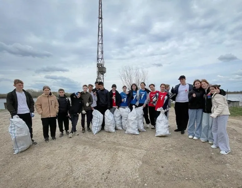 В&nbsp;Астраханской области очистили от&nbsp;мусора свыше 400&nbsp;километров берегов
