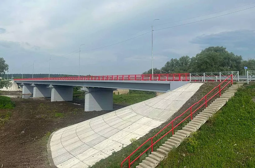 В&nbsp;Зауралье отремонтировали мост через реку Исеть