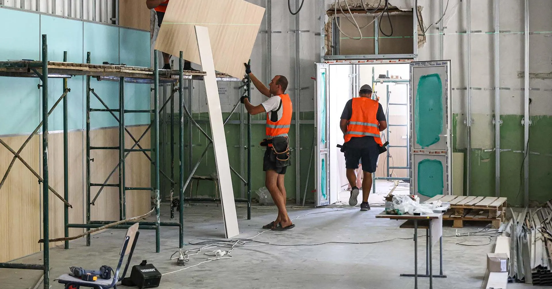 В&nbsp;поселке Кубанка на&nbsp;Алтае к&nbsp;концу лета завершат ремонт школы