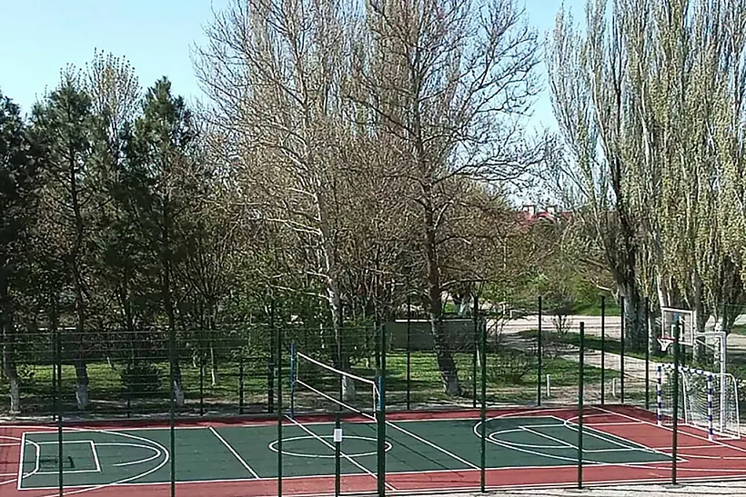 В&nbsp;школе крымского села Вишневка установлена новая спортивная площадка
