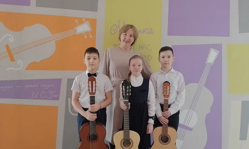 В&nbsp;школу искусств Тюлячинского района Татарстана поступили новые гитары