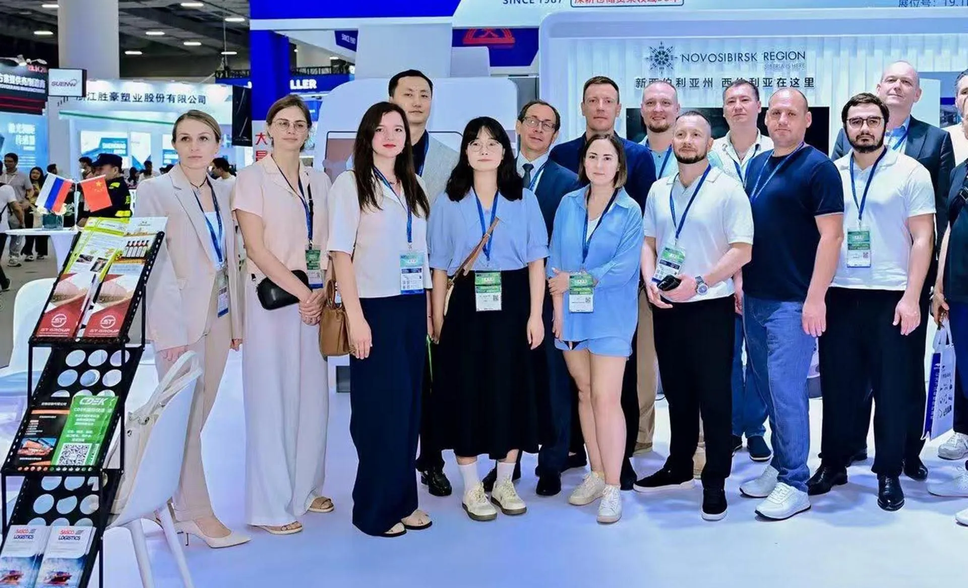 Организаторы Международной выставки LET SEM-at Asia-2025