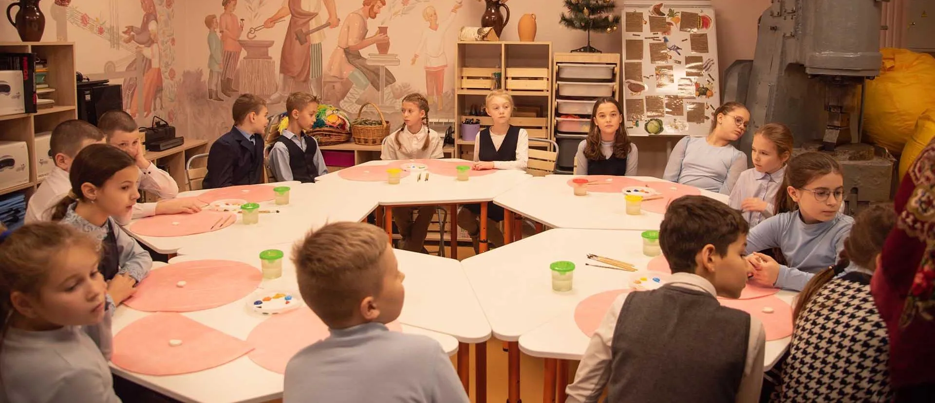  Управление информационной политики Правительства Псковской области