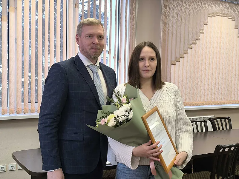 В&nbsp;Красноярском крае вручили первый региональный маткапитал