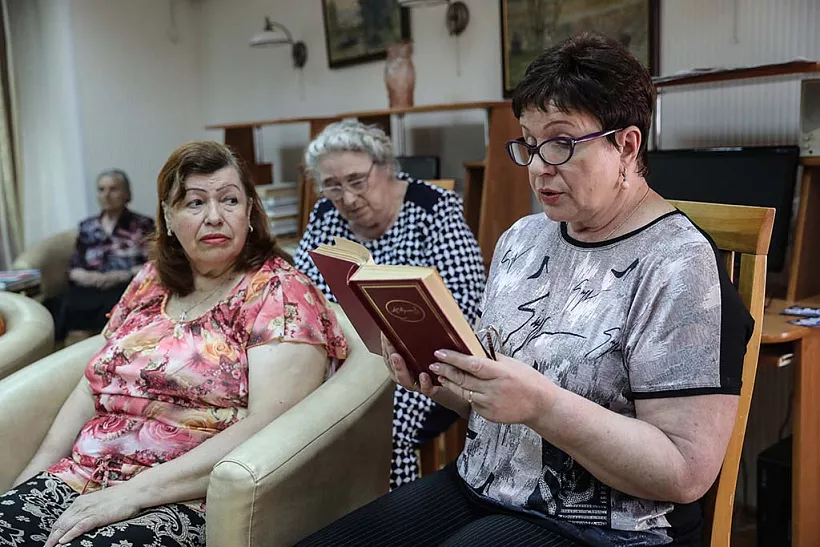&laquo;Соцгородок&raquo; под&nbsp;Псковом для&nbsp;пожилых сдадут к&nbsp;апрелю