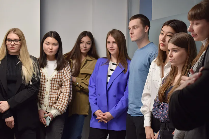 Омских студентов бесплатно обучают составлению видеорезюме