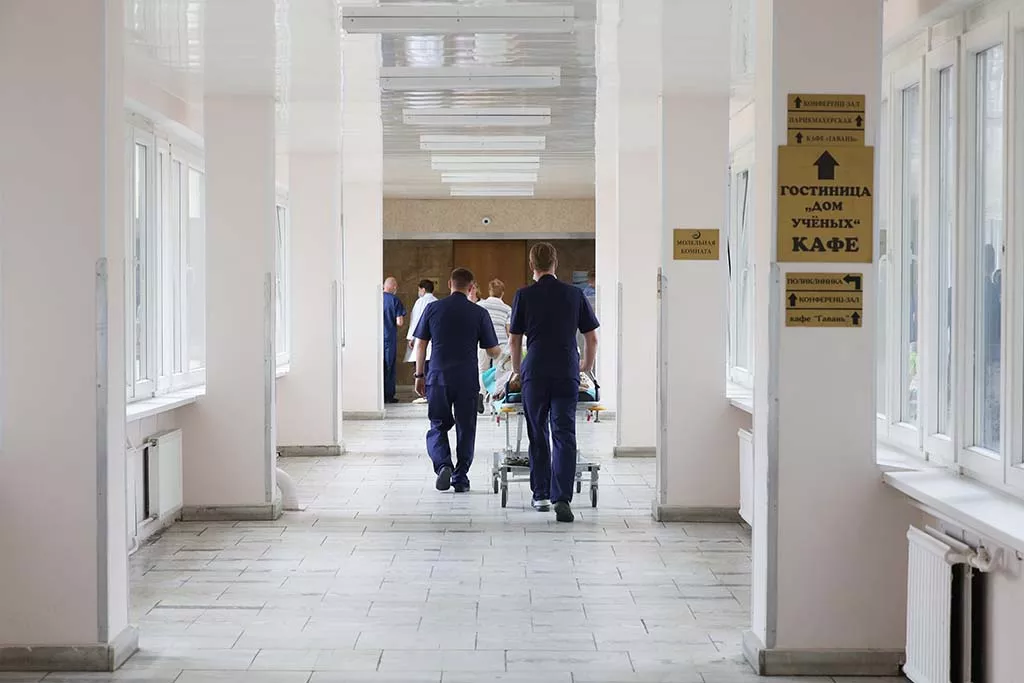 Избежать осложнений: как диспансеризация помогает бороться против рака