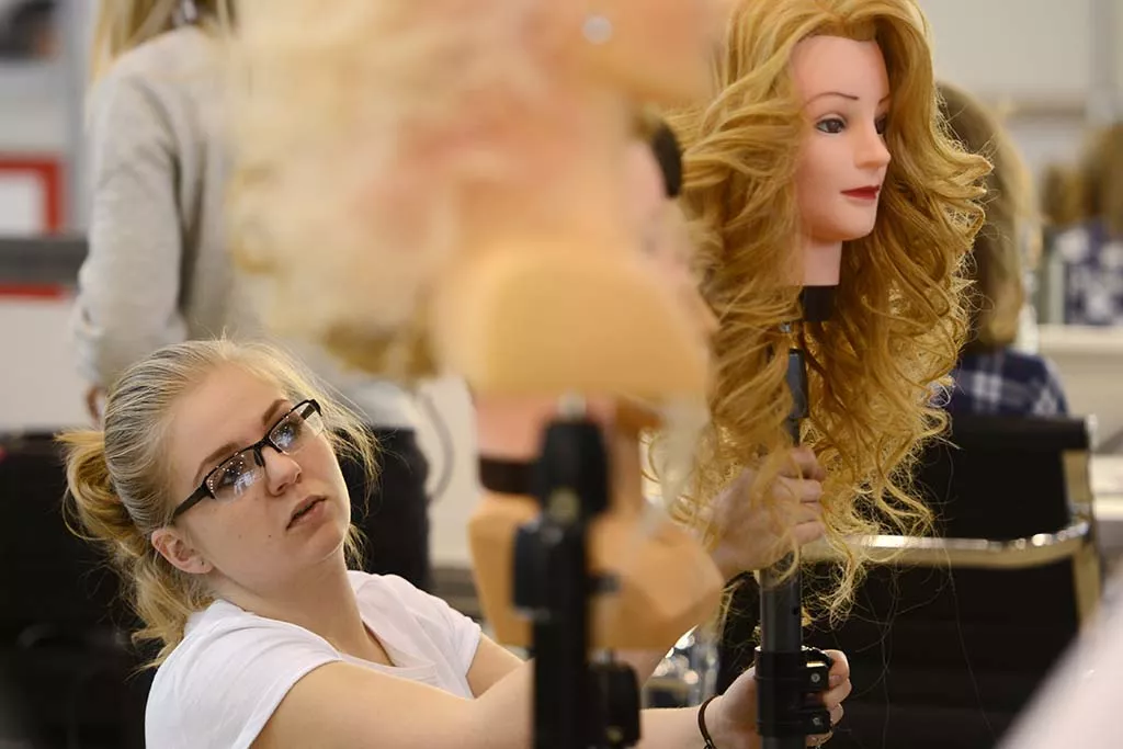 Не потеряться на рынке труда: как WorldSkills помогает снизить безработицу
