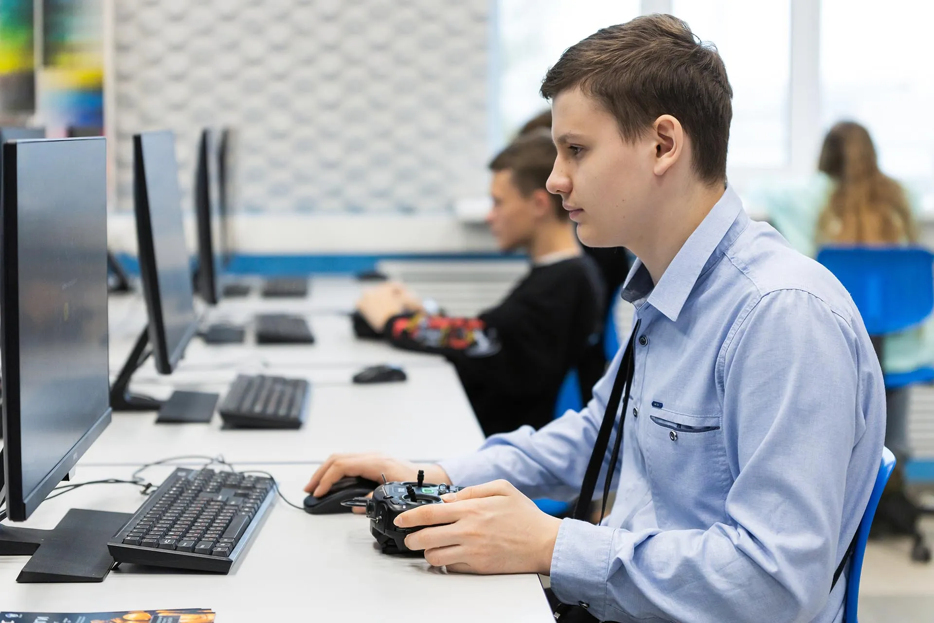 Рука об руку с наукой: как школьная олимпиада помогает узнавать мир