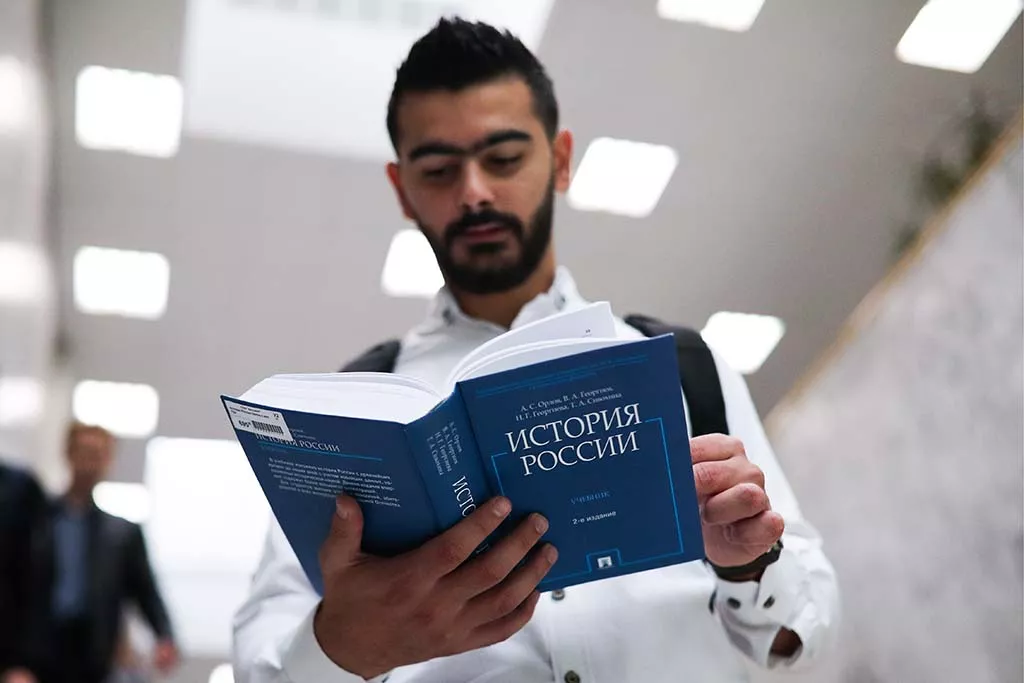На языке Пушкина: как готовить иностранцев к учебе в РФ по-новому