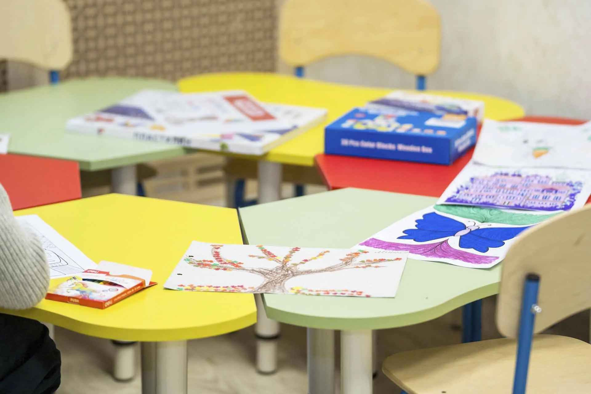 От пеленок до диплома: как вузы помогают студентам совмещать семью и учебу