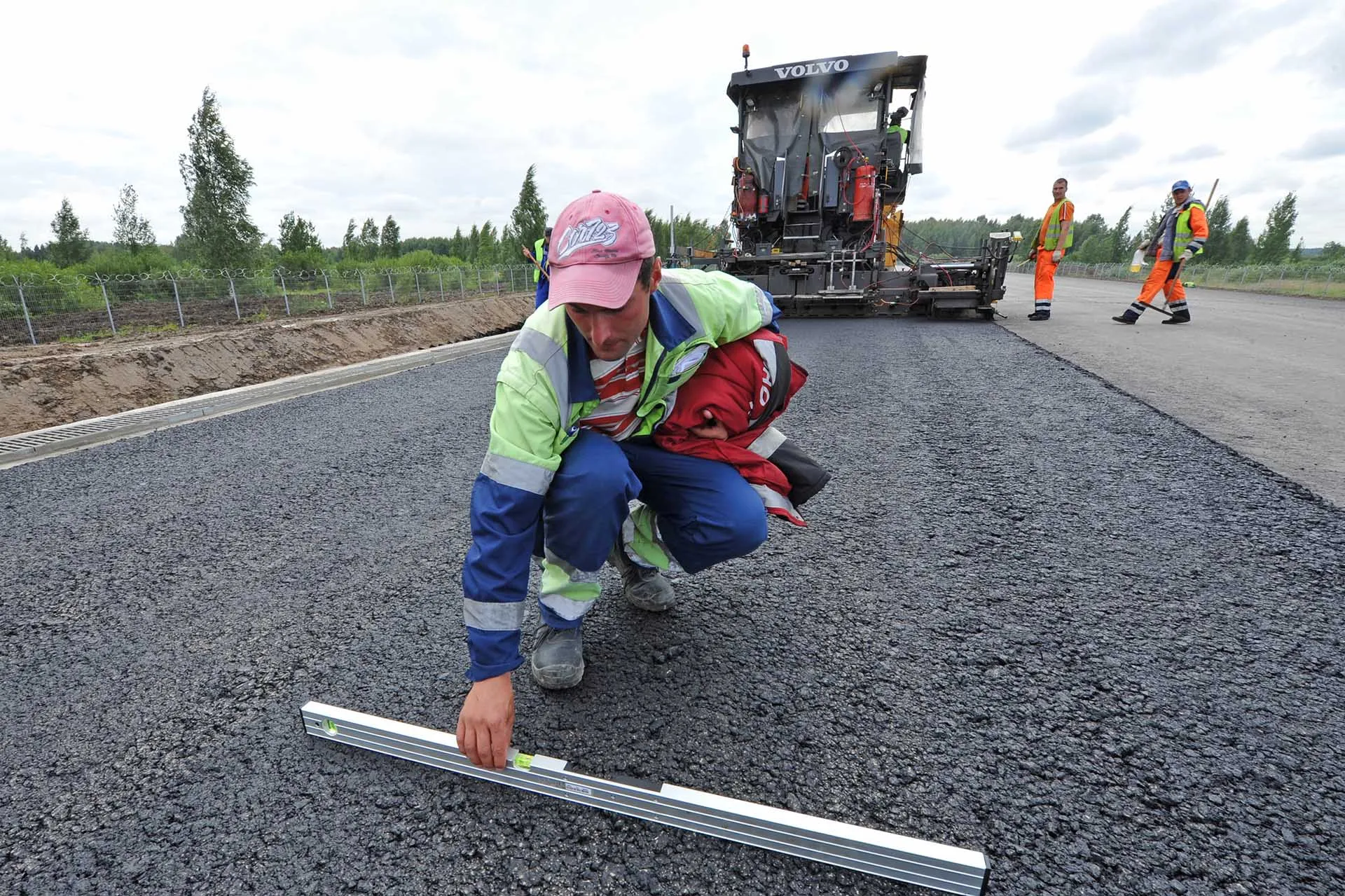 Проверено и сделано: как в России готовятся к ремонту дорог