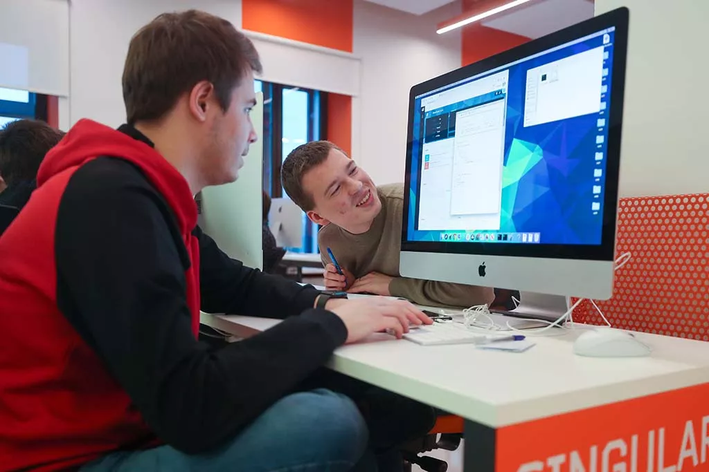 Будущее IT-сферы: что дает россиянам проект «Цифровые профессии»