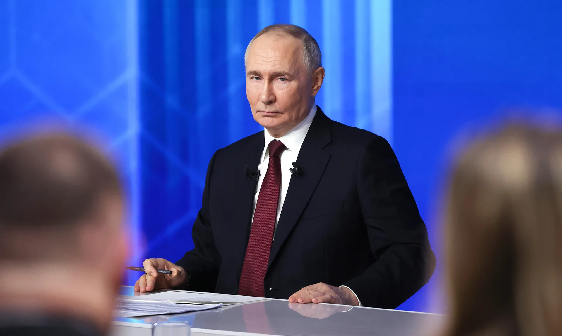 Напрямую со всей страной: Владимир Путин рассказал об итогах 2025 года 