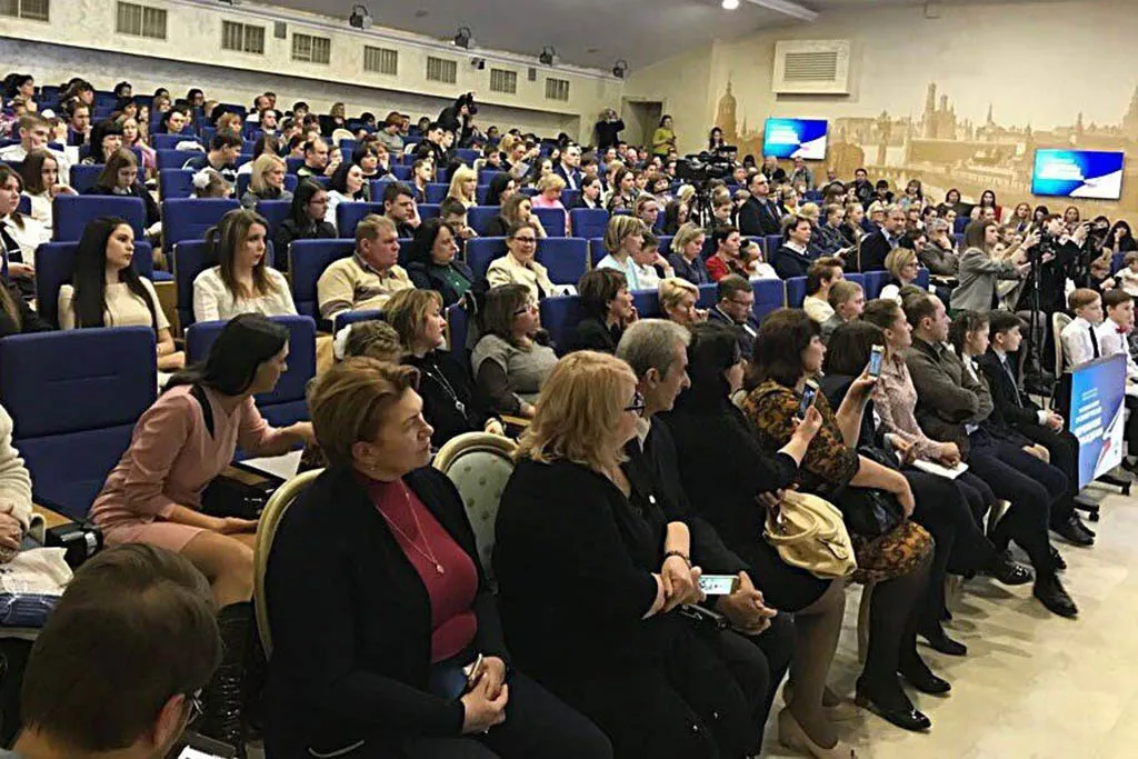 Эксперт: самая искренняя любовь к Родине та, которую ребенок вырастил в себе сам