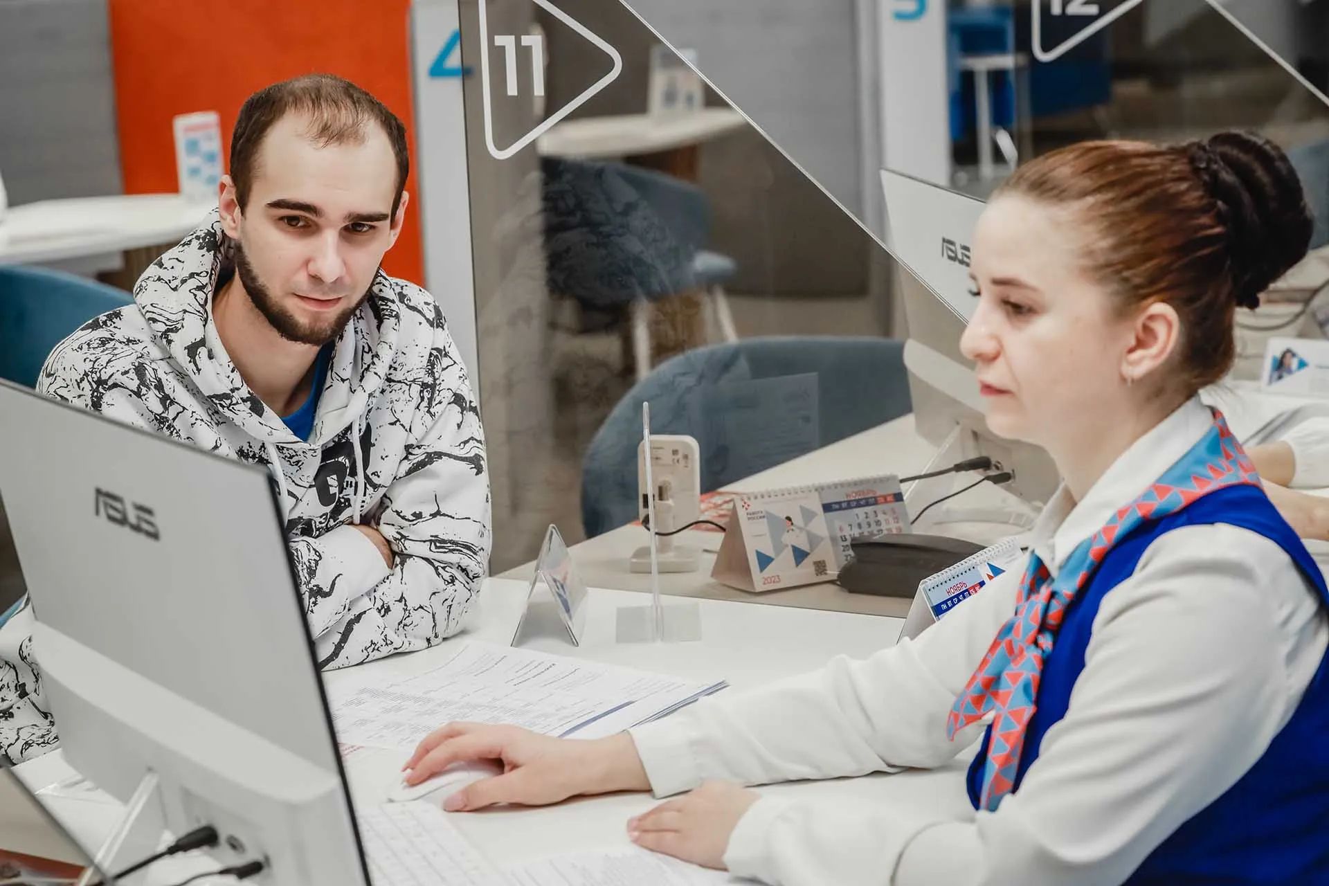 В режиме одного окна: как в кадровых центрах помогают найти работу