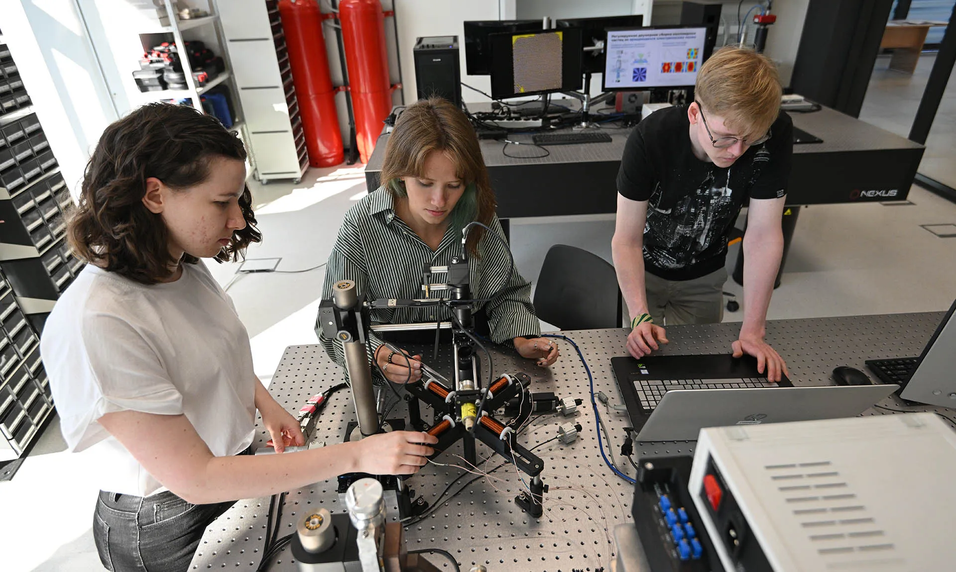 Помощь от идеи до стартапа: Всероссийский форум «ТехПред-2025»