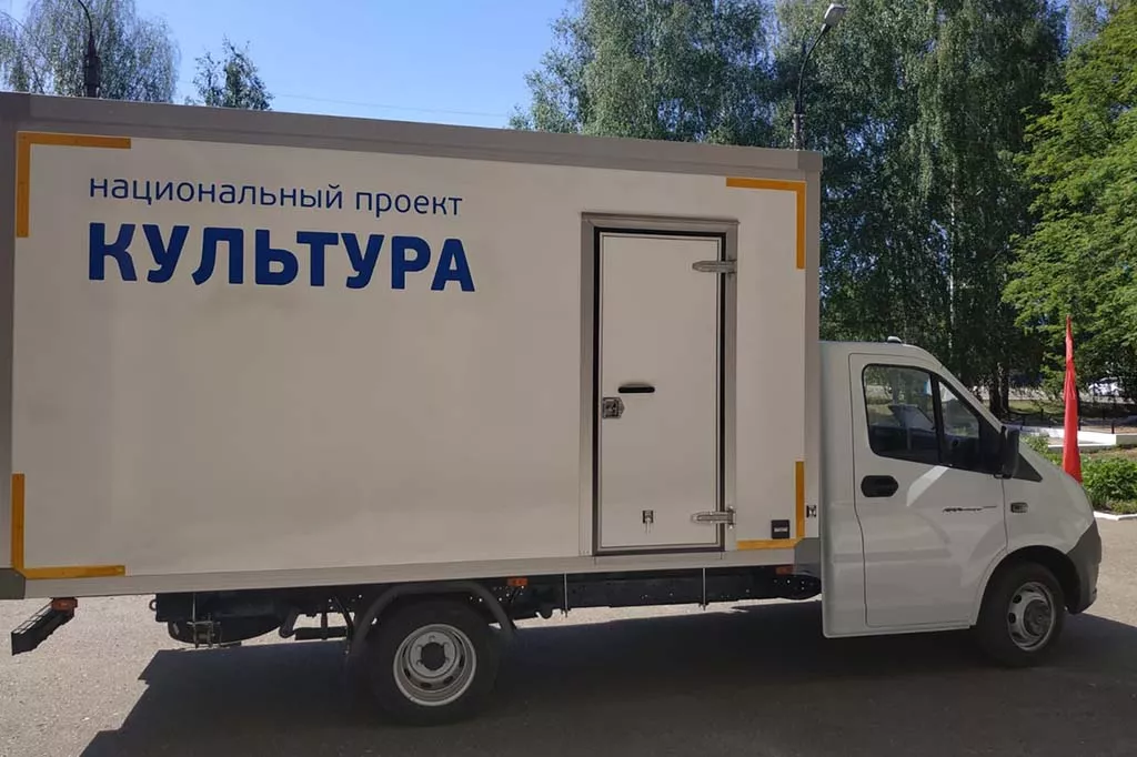 Когда концерт сам едет к тебе: как работают автоклубы в регионах