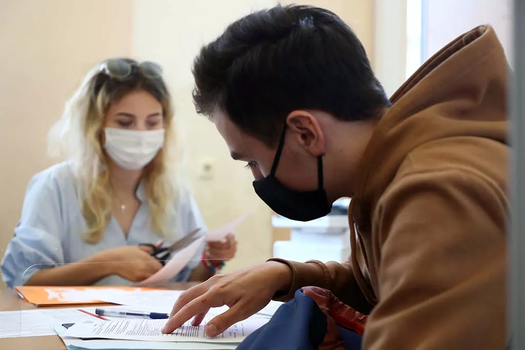 Поступление в вуз онлайн: какие возможности есть у суперсервиса в 2022 году