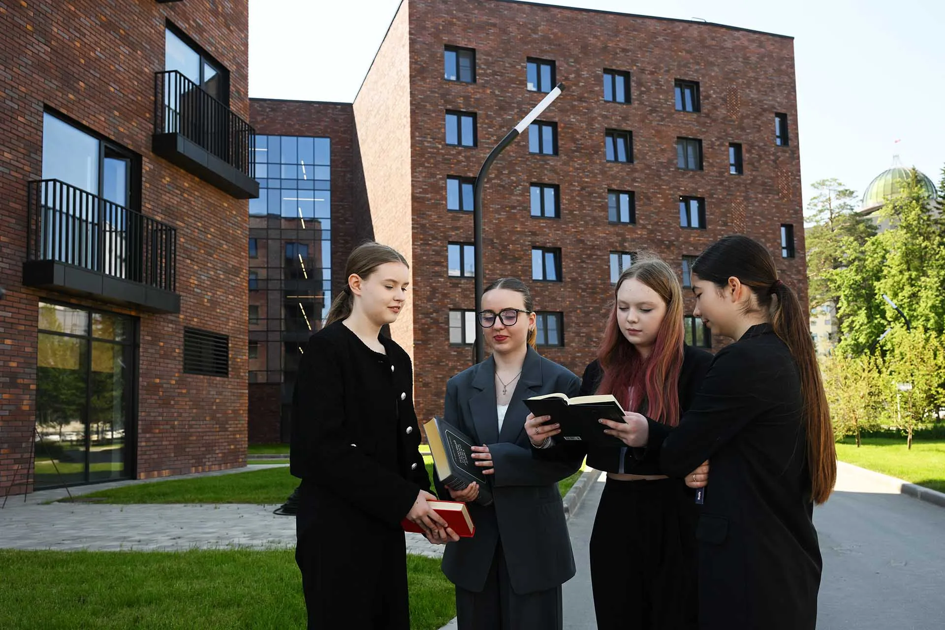 От школ до грантов: итоги первого года нацпроекта «Молодежь и дети»