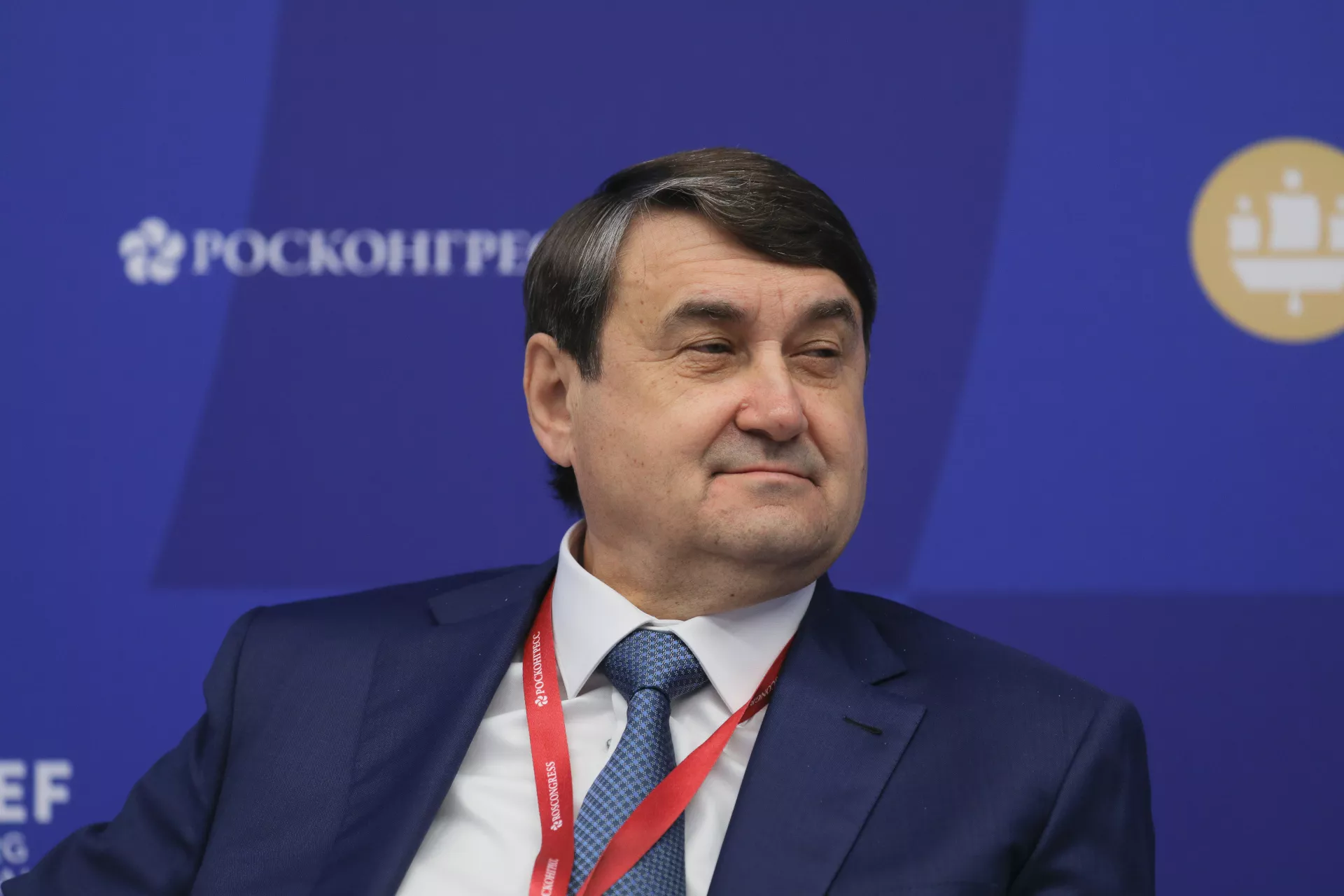 Фундамент здорового общества: на ПМЭФ обсудили развитие спорта