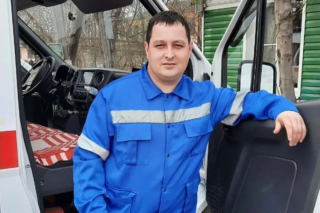 «Вызов принят, выезжаем»: в России отмечают День работника скорой помощи