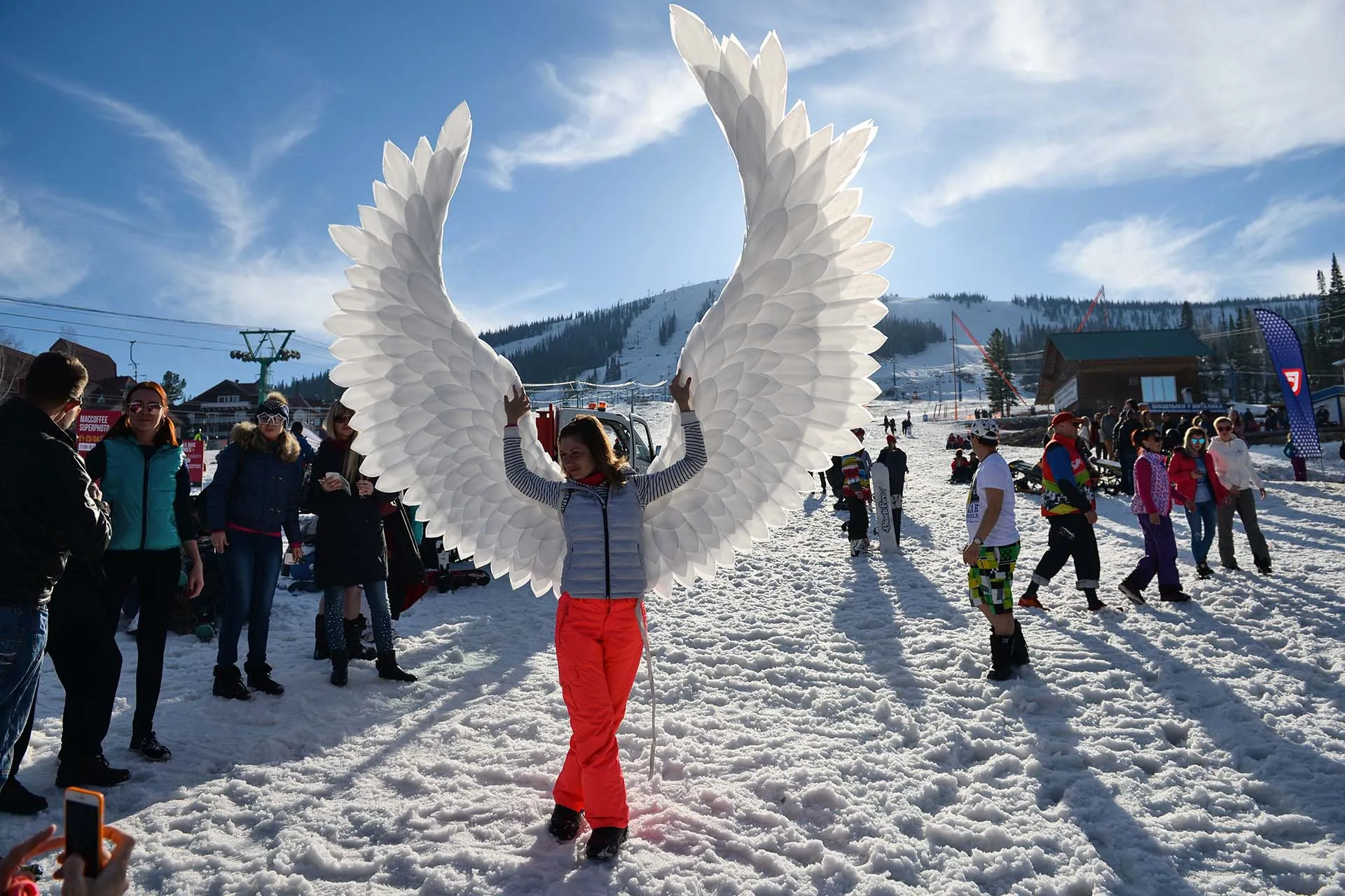 У них своя столица — и не одна: как ищут новые точки притяжения молодежи