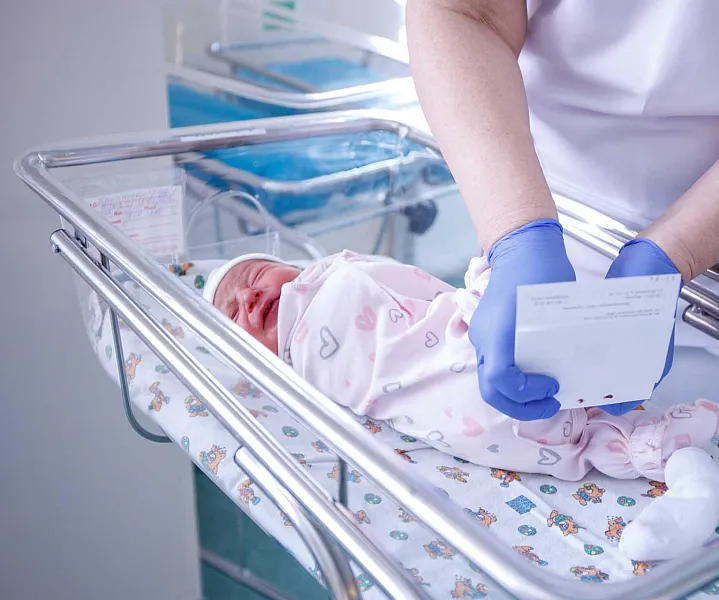 В&nbsp;Югре более 17&nbsp;тыс. новорожденных прошли неонатальный скрининг в&nbsp;2025&nbsp;году