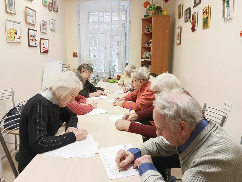 В&nbsp;Петербурге для&nbsp;пожилых жителей провели мастер-класс по&nbsp;укреплению памяти