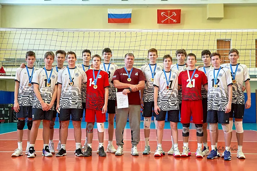 Волейбольная команда Приморского района победила в&nbsp;первенстве Петербурга