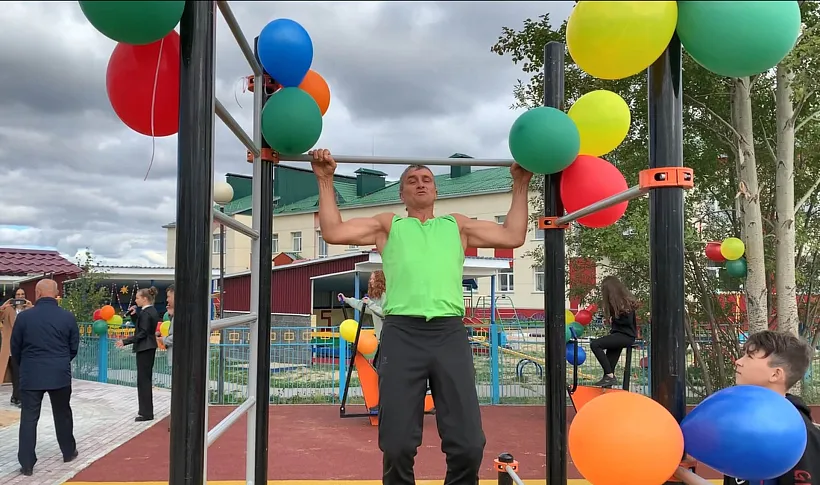 Многофункциональная детская площадка открыта в&nbsp;самом северном поселке Югры