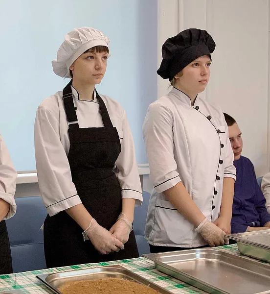 В&nbsp;Великих Луках прошел фестиваль вакансий &laquo;Каникулы с&nbsp;пользой&raquo;