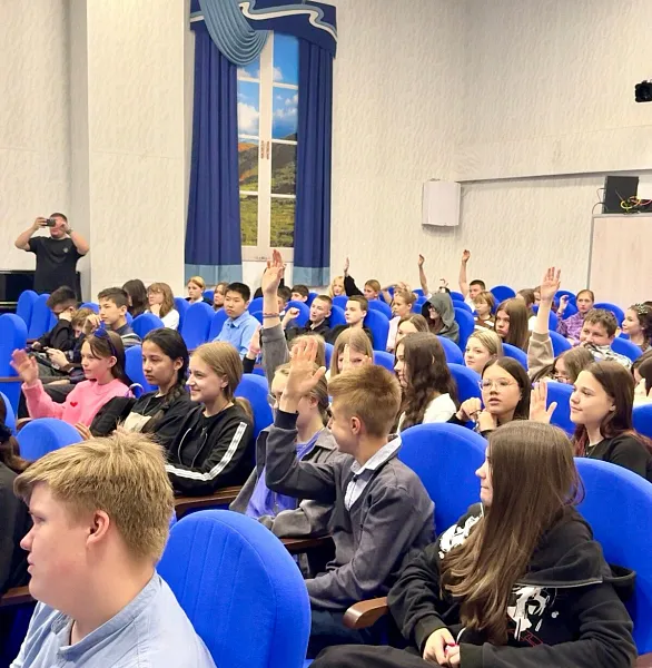 Для&nbsp;камчатских школьников провели &laquo;Урок цифры&raquo;