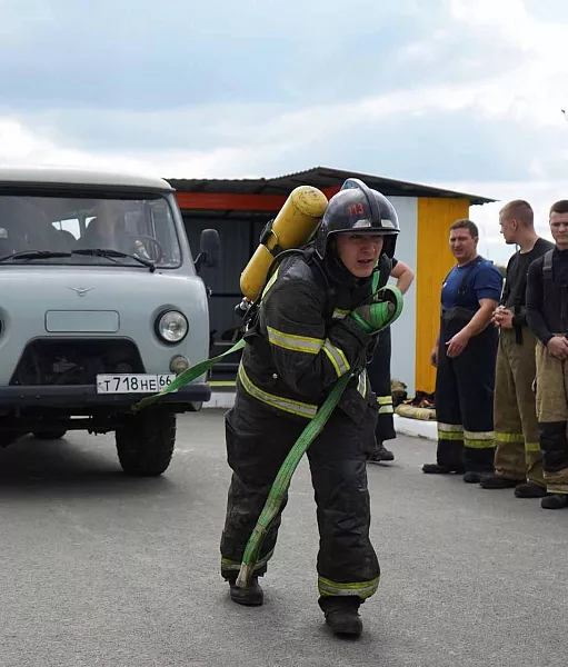 В&nbsp;Свердловской области прошли состязания по&nbsp;пожарно-спасательному кроссфиту