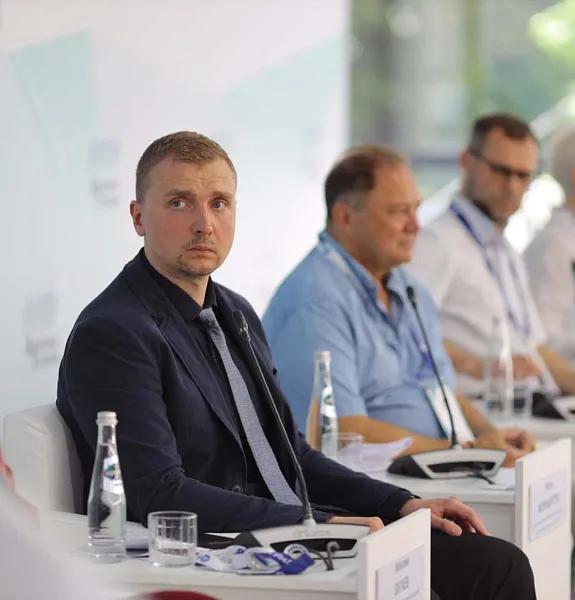 Делегация Мурманской области обсудила на&nbsp;форуме туризм в&nbsp;регионах Арктики