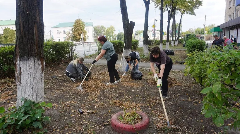 В&nbsp;Октябрьске Самарской области прошел субботник &laquo;Зеленая Россия&raquo;