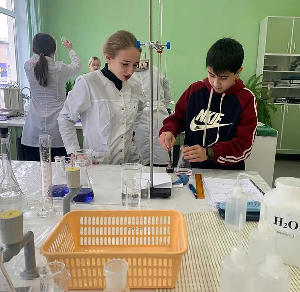 Ученики агротехклассов села Лутово Тульской области посетили мастер-классы