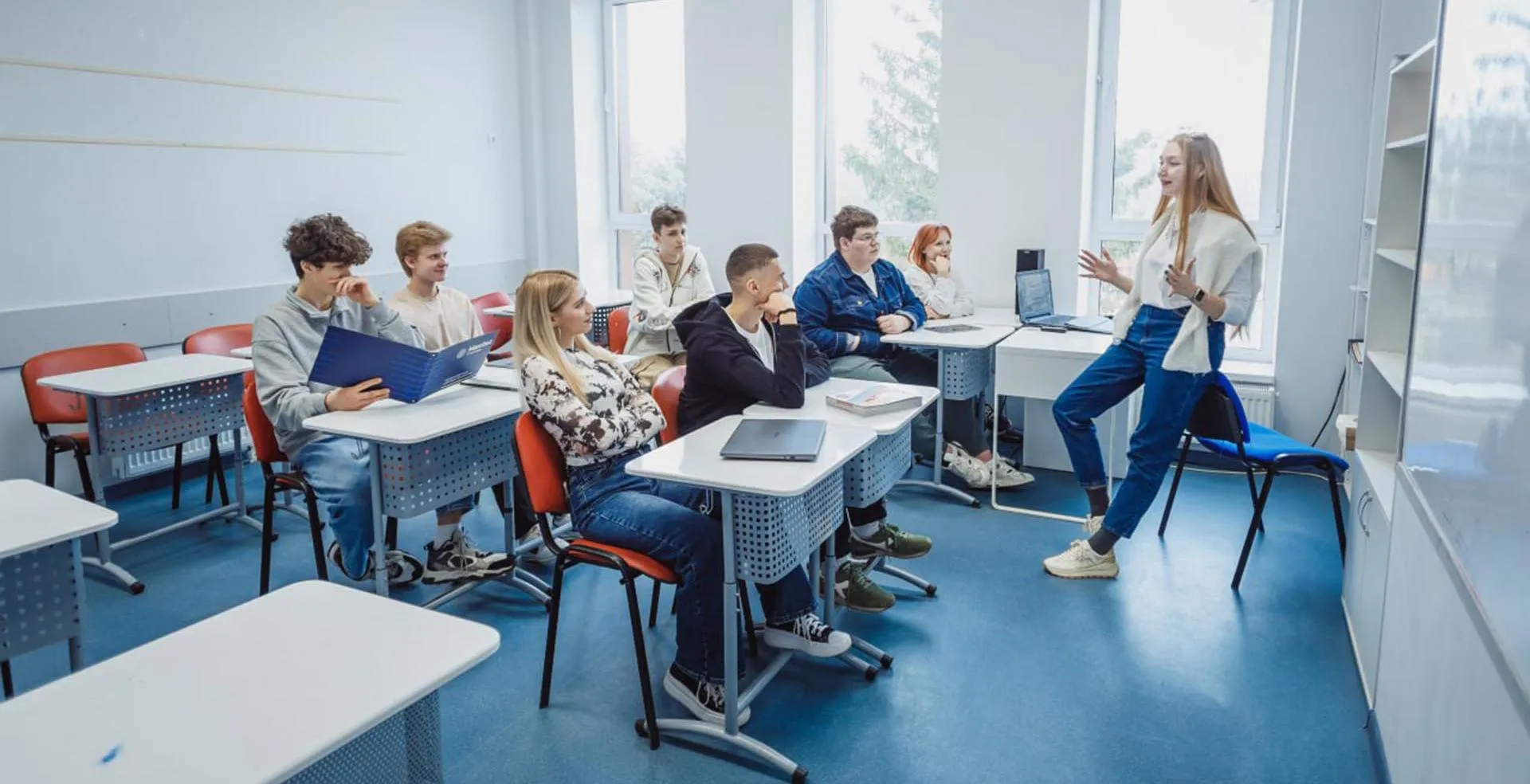 Колледж Поколение х Maxitet 