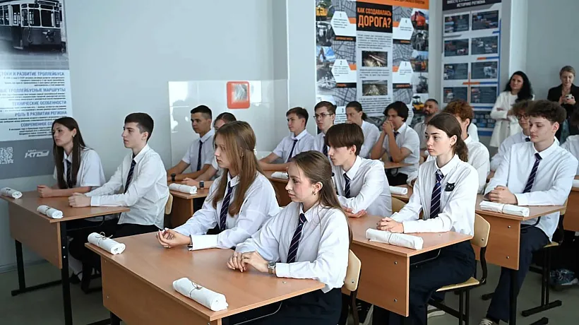 В&nbsp;школе Краснодара открыли первый транспортно-дорожный класс